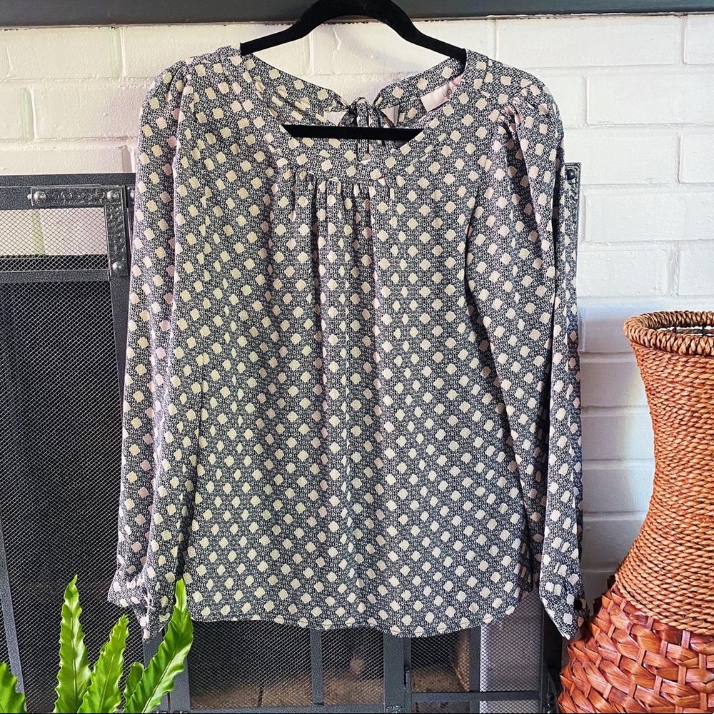Loft NWT Tie-Back Professional Navy and Tan Blouse